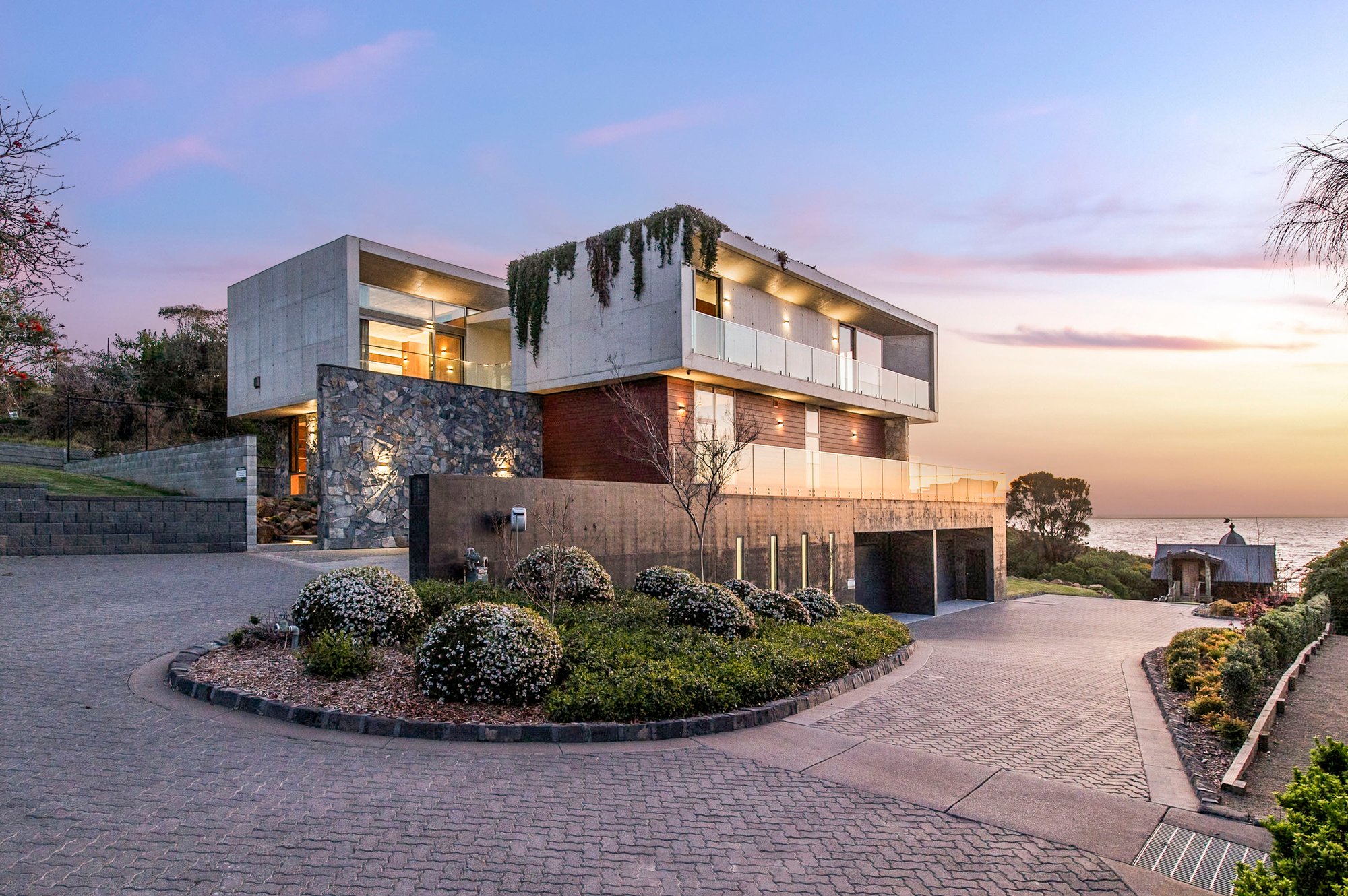 luxury real estate photography
