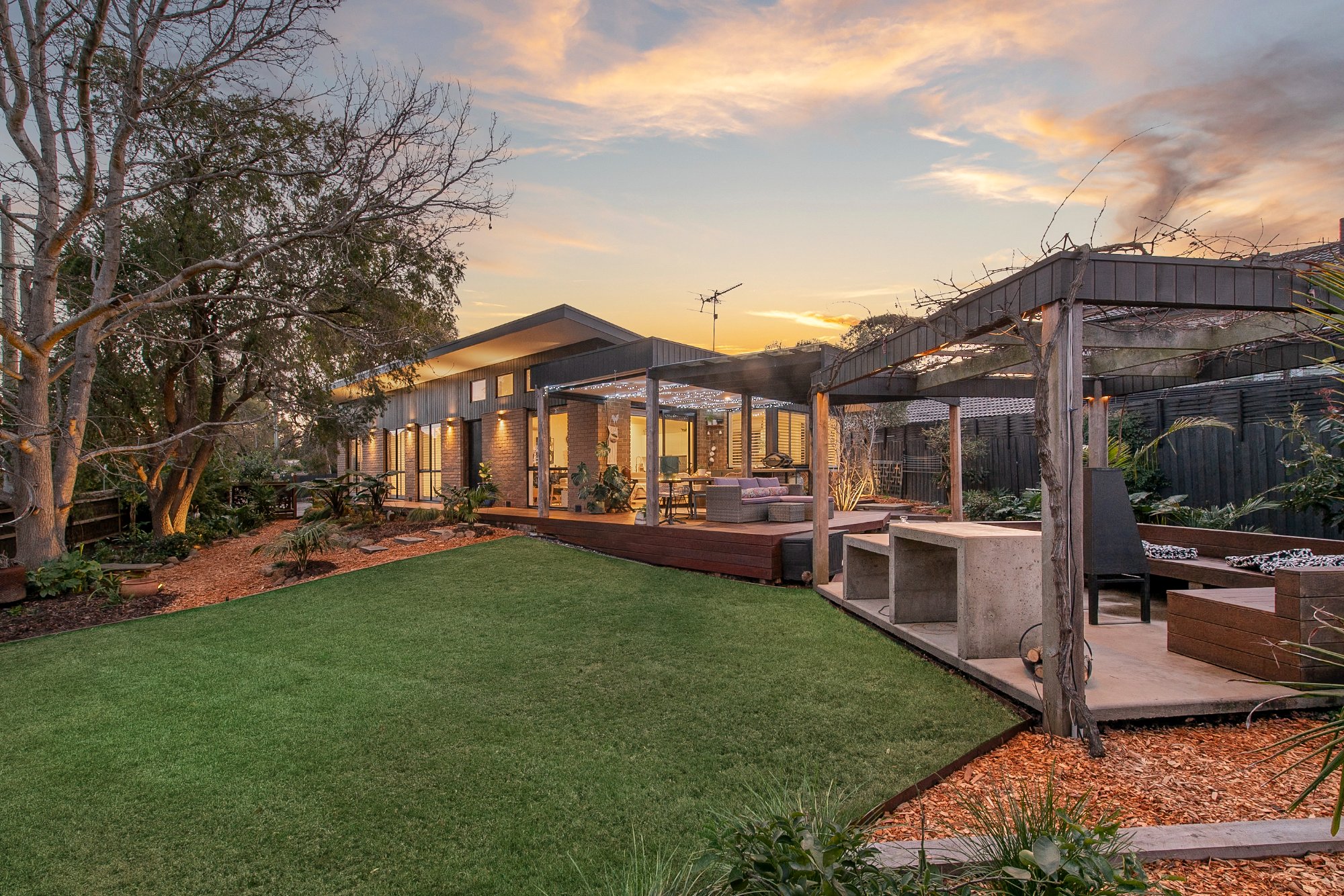 Twilight, Mornington