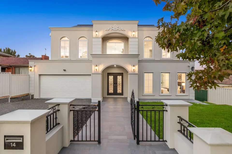 Twilight, Oakleigh